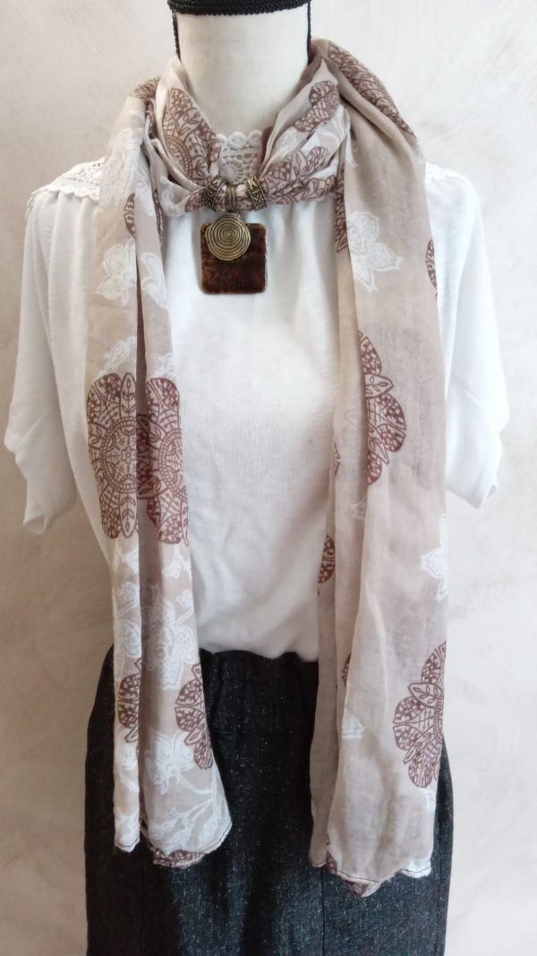 Foulard bijoux beige