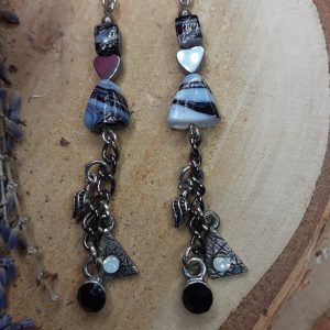 Boucles d'oreilles longues noires