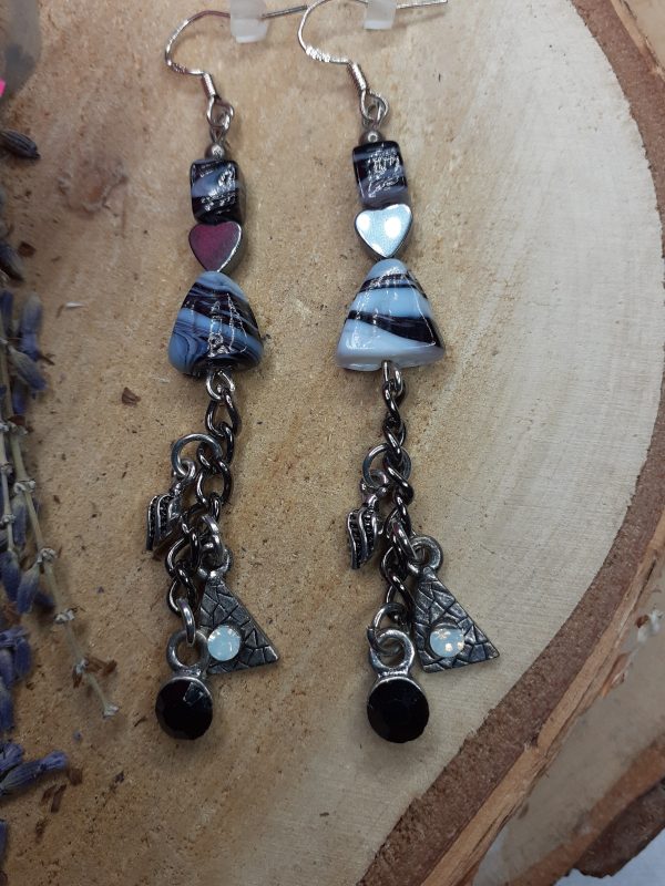 Boucles d'oreilles longues noires