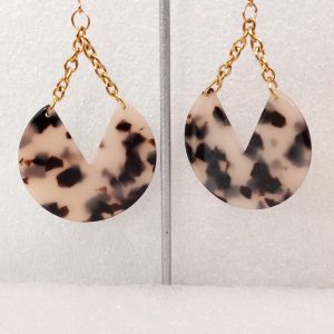 Boucles d'oreilles en acétate et en acier inoxydable 316.